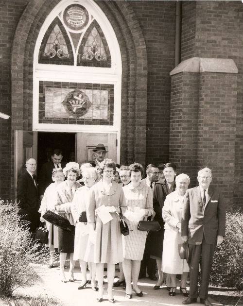 Group leaving the Paoli Methodist Church after a service in the early 1960s.