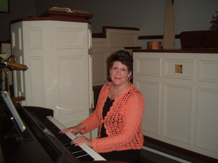 Karen Foster plays the piano at the Paoli United Methodist Church.
